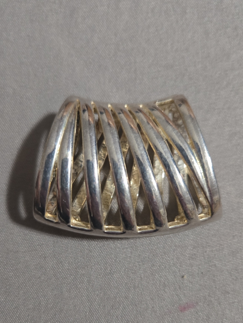 Silver Toned Scarf Clip